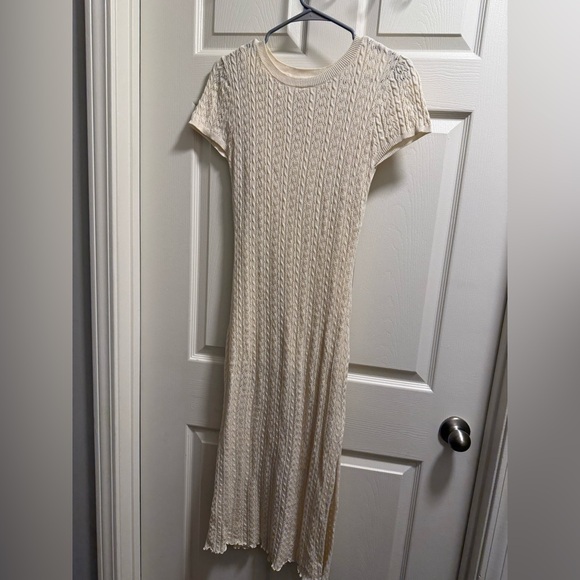 Willow & Wind Cream Cable Knit Short Sleeve Midi Dress – Size S NWOT - Picture 1 of 4